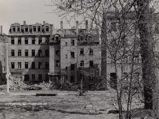 1983, Abbruch in der Kreuzstraße I, R. Stahl