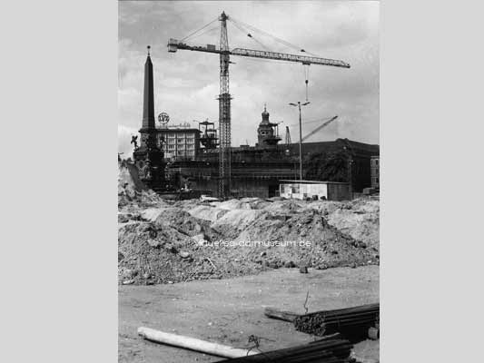 1969, Bau Uni-Hochhaus, H. Stahl Leipzig