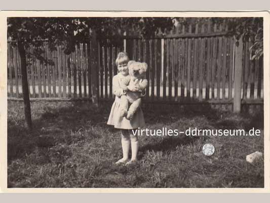 Kindheit in der DDR, Schulanfang 1966, mit Vatis Bummi