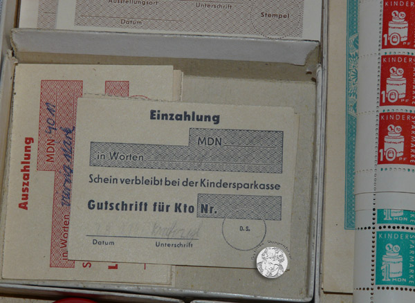 Kleine Kindersparkasse