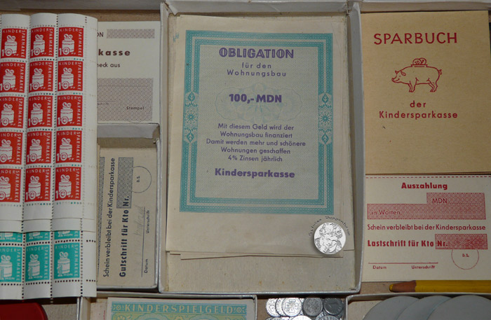 DDR-Kinderpost von Famos